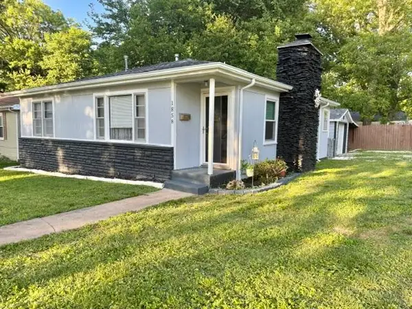 1858 S Franklin Avenue, Springfield, MO 65807