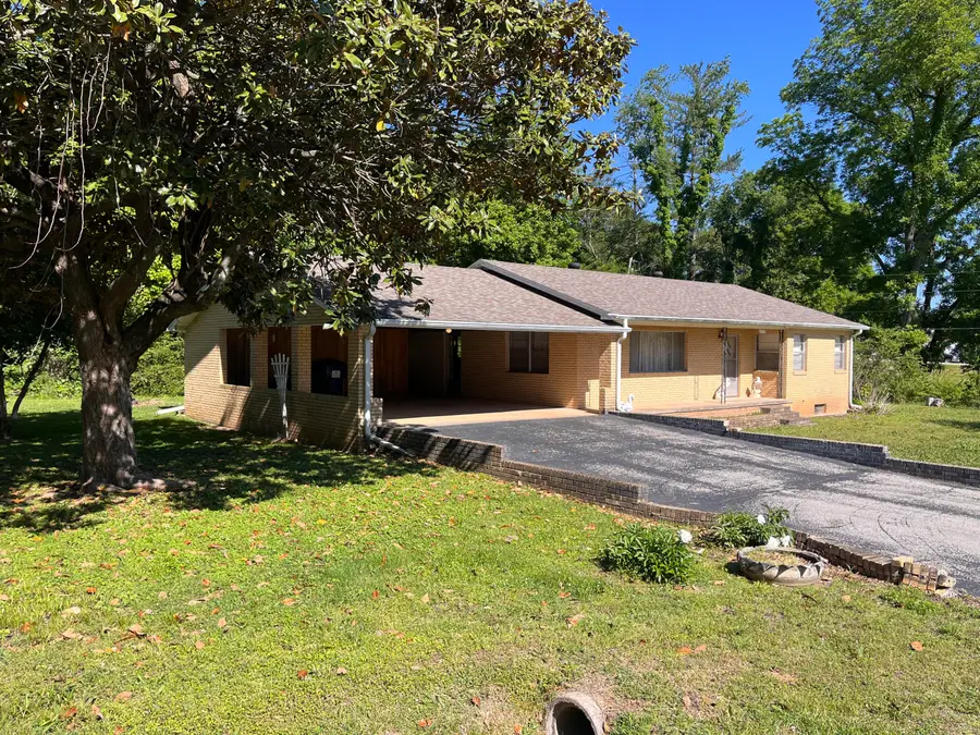 275 S 3rd Street, Mammoth Spring, AR 72554 - #3