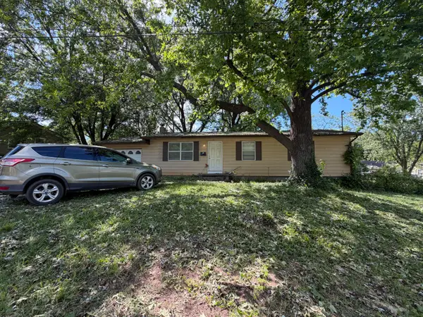 631 S Golden Avenue, Springfield, MO 65802