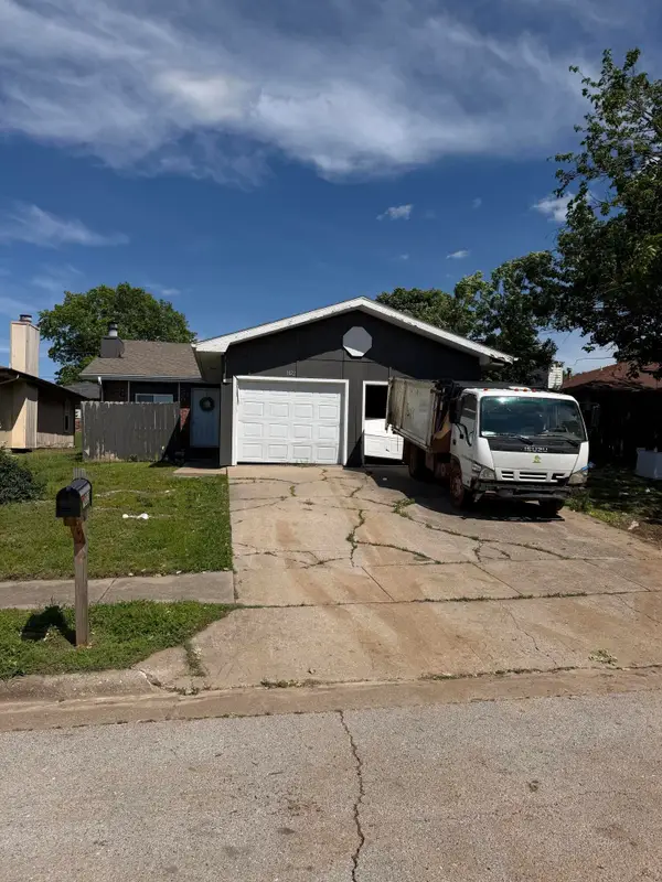 1022 S Lexington Avenue, Springfield, MO 65802