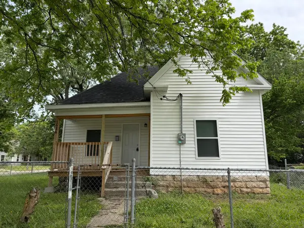 1636 N Sherman Avenue, Springfield, MO 65803