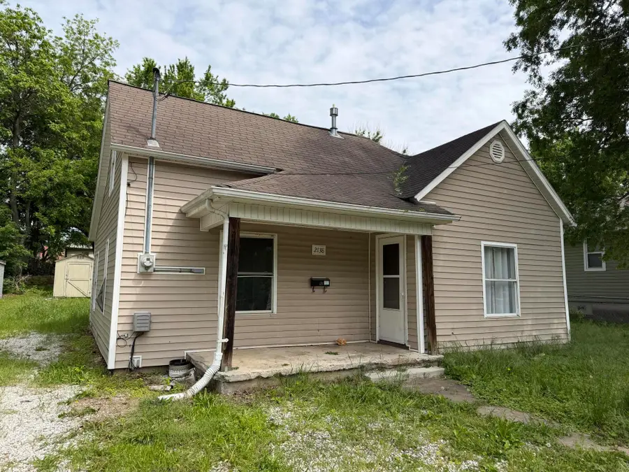 2138 N Taylor Avenue, Springfield, MO 65803 - #2