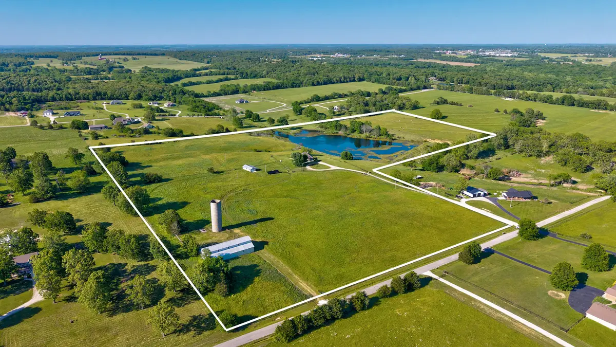 1153 Whispering Oaks Road, Marshfield, MO 65706 - #1