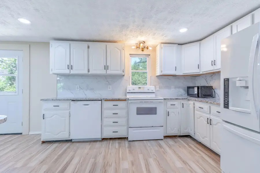 7049 Cliff Drive, Merriam Woods, MO 65740 - #3