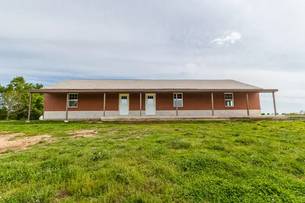 304 Trappers Trail, Richland, MO 65556