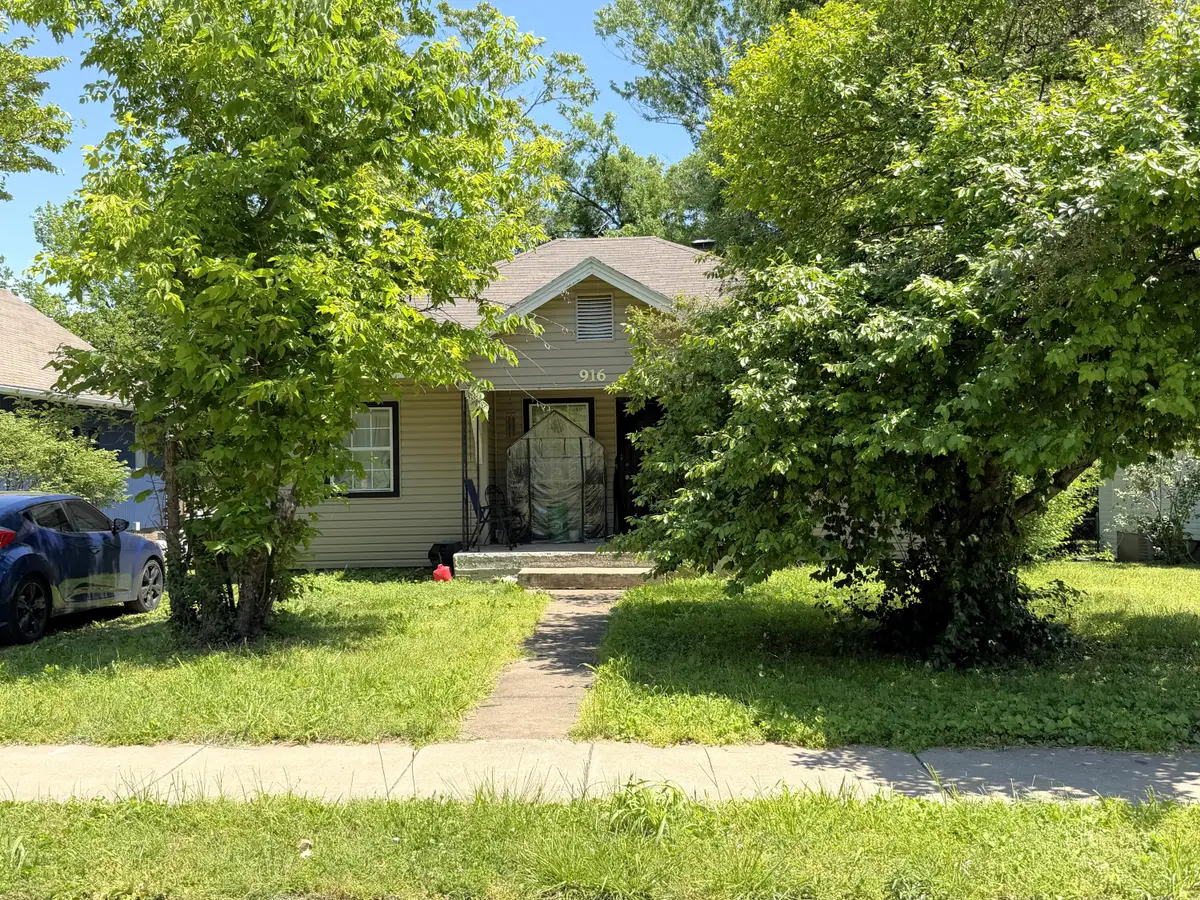 916 S Douglas Avenue, Springfield, MO 65806 - #1