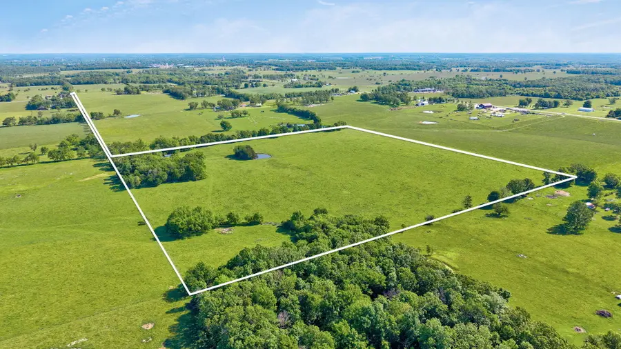 18519 Farm Road 2000, Aurora, MO 65605 - #2