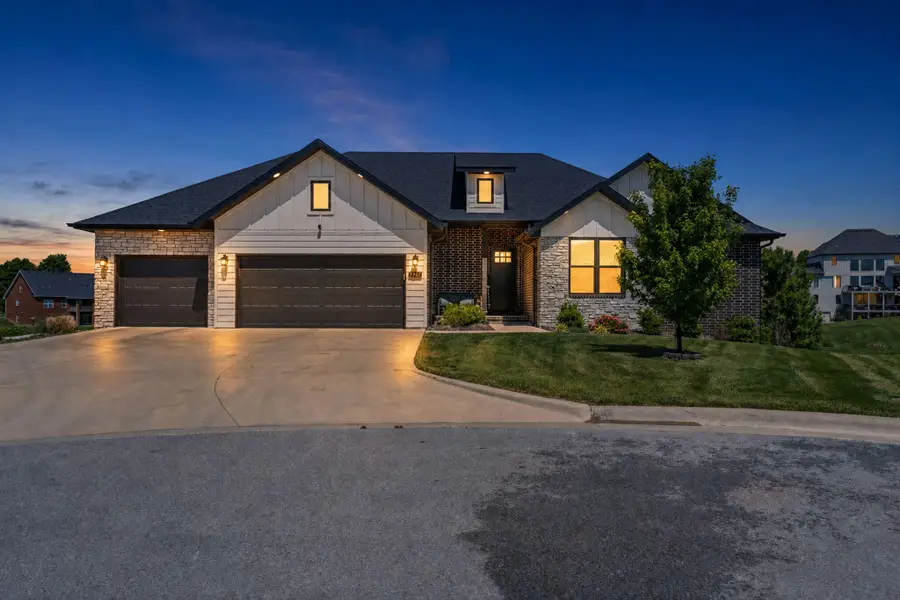 5961 S Doubletree Court, Springfield, MO 65810 - #3