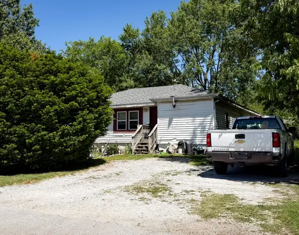 3235 W Calhoun Street, Springfield, MO 65802