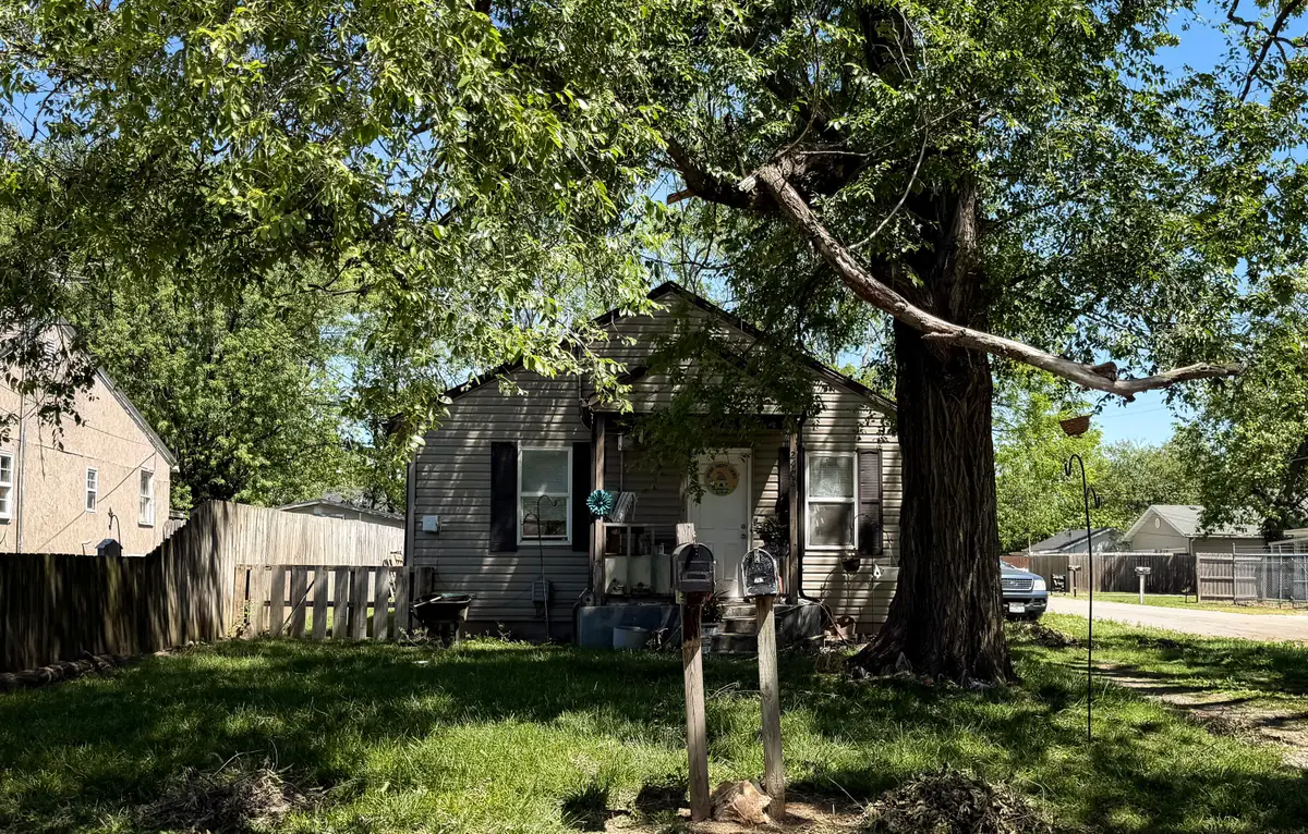2403 W Lynn Street, Springfield, MO 65802 - #1