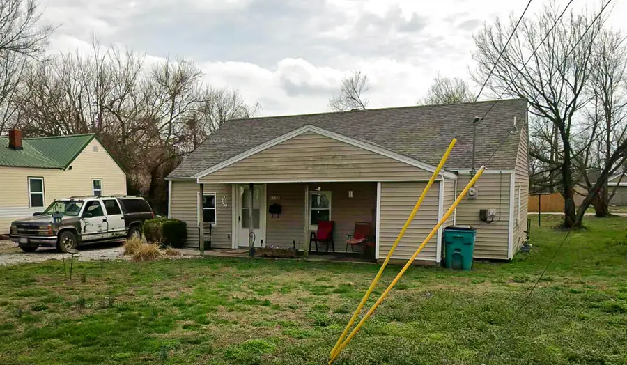 1711 W Thoman Street, Springfield, MO 65803 - #2