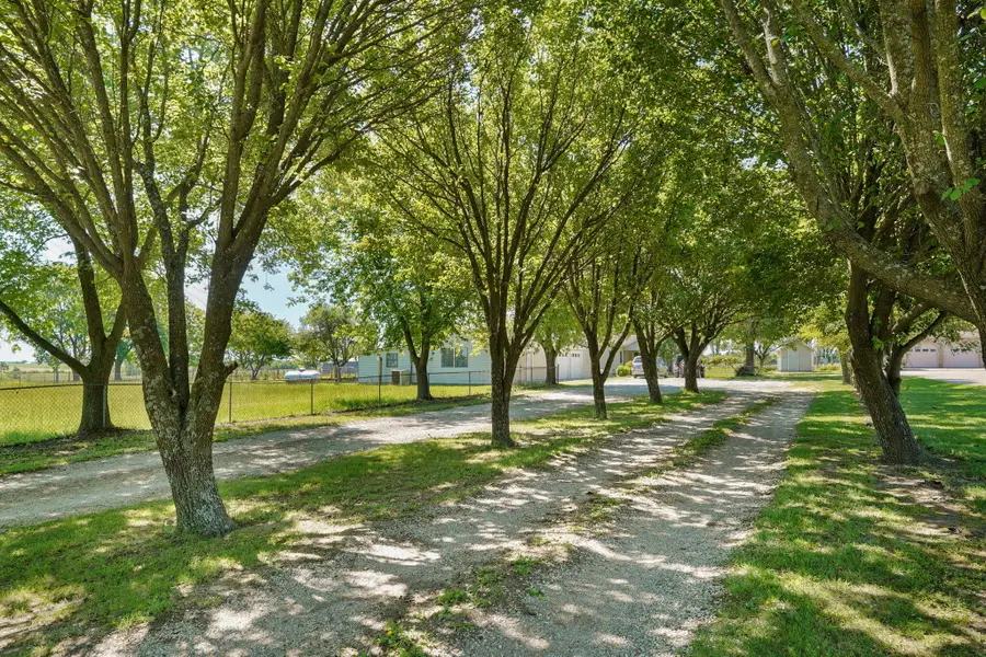 1392 Highway Y, Bolivar, MO 65613 - #2