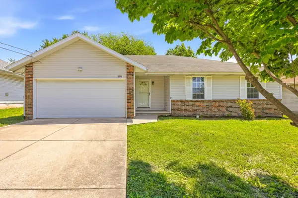 3872 S Leawood Avenue, Springfield, MO 65807