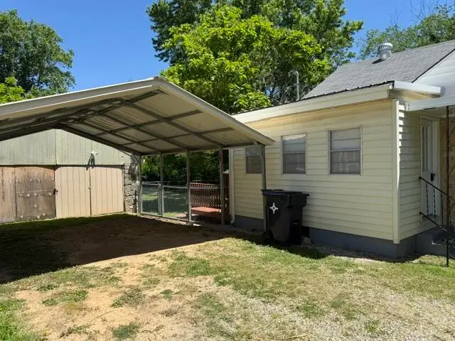 917 Worcester Street, West Plains, MO 65775 - #3