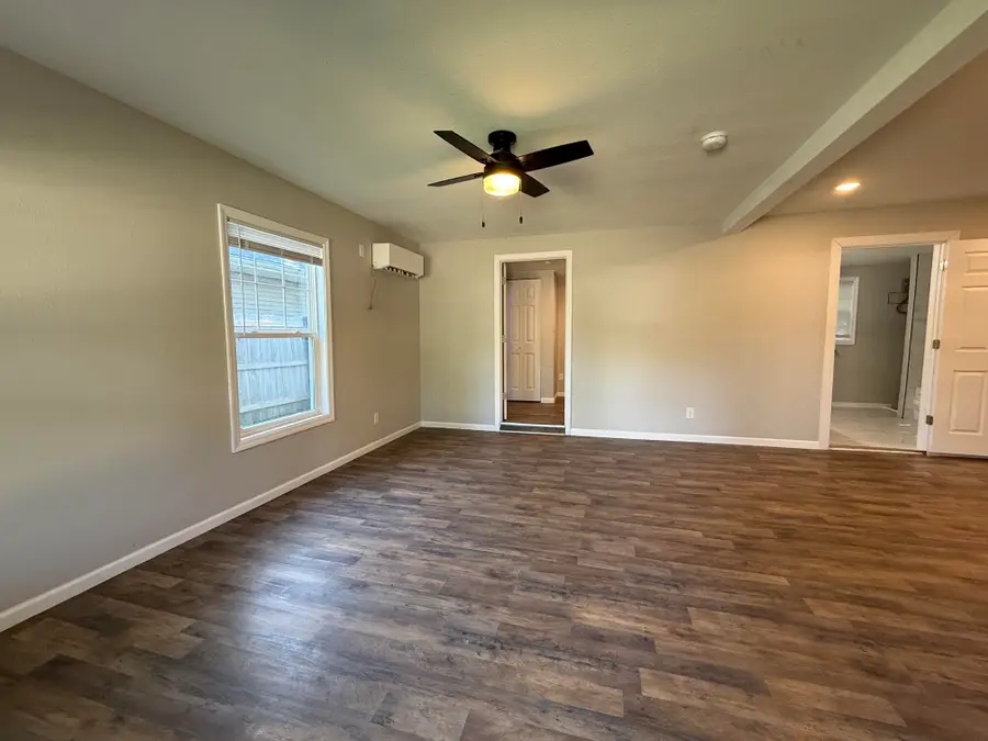 839 N Kansas Expressway, Springfield, MO 65802 - #2