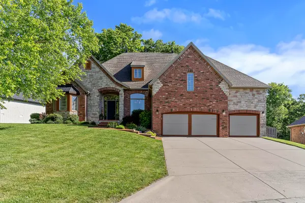 2431 E Southview Street, Ozark, MO 65721
