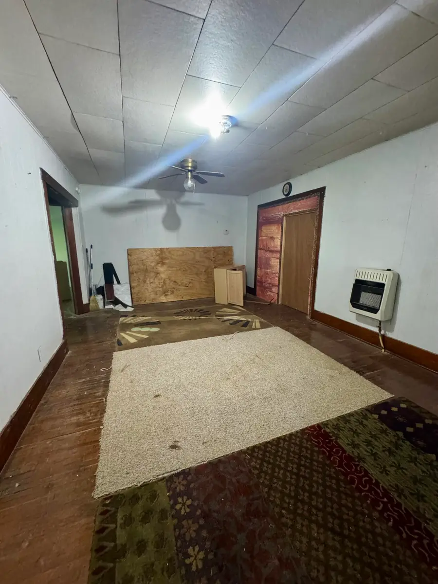 309 E Webster Avenue, Ava, MO 65608 - #3