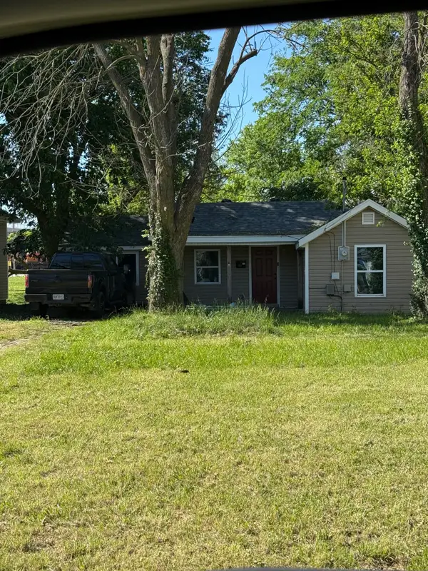 1616 W Florida Street, Springfield, MO 65803