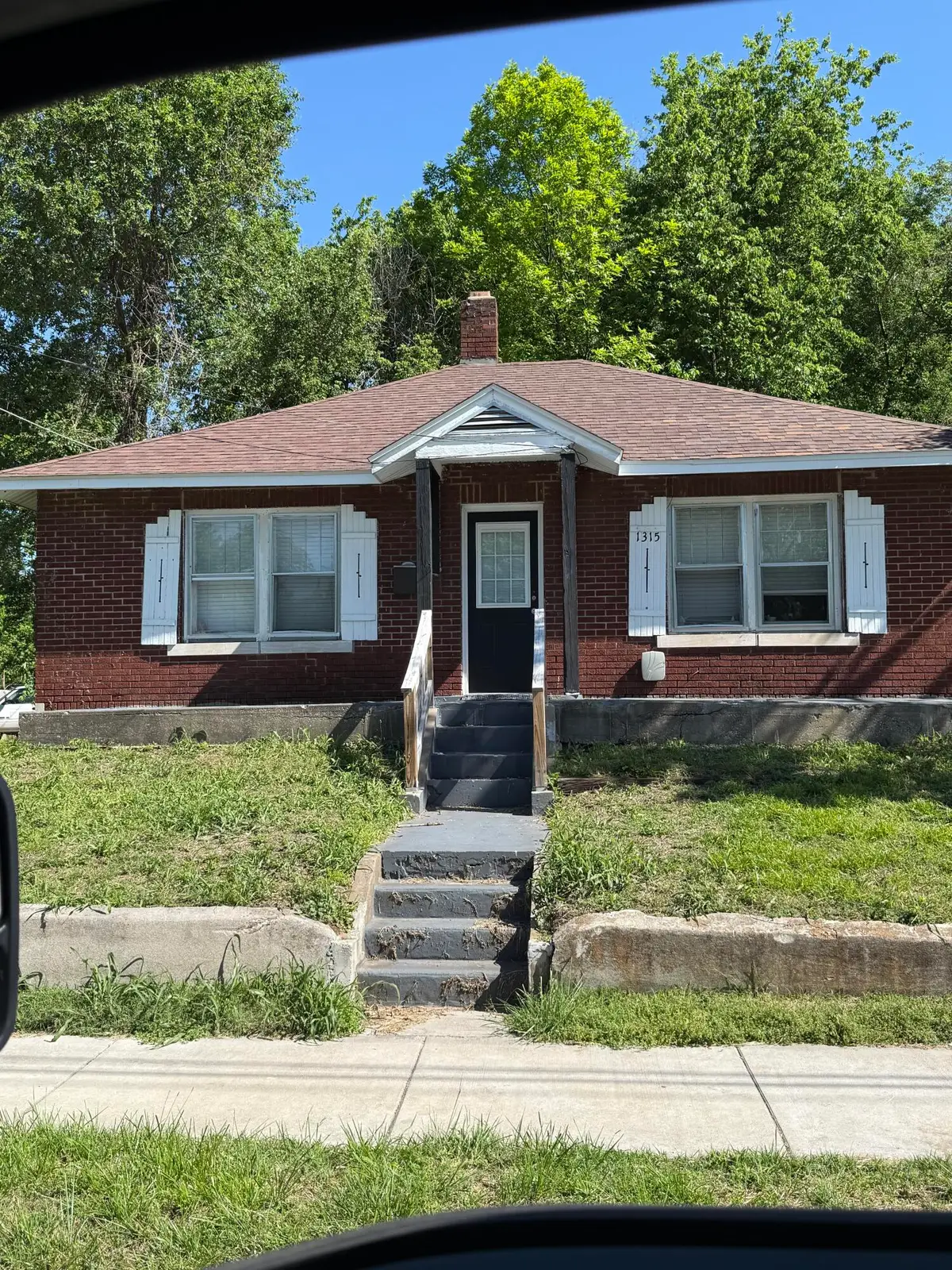 1315 W Mount Vernon Street, Springfield, MO 65806 - #1