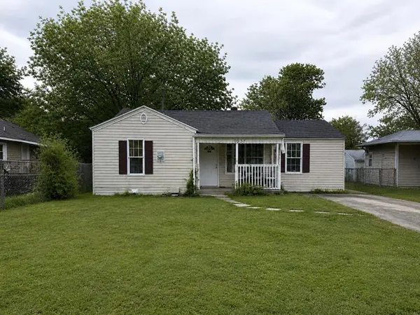 1037 N Brown Avenue, Springfield, MO 65802