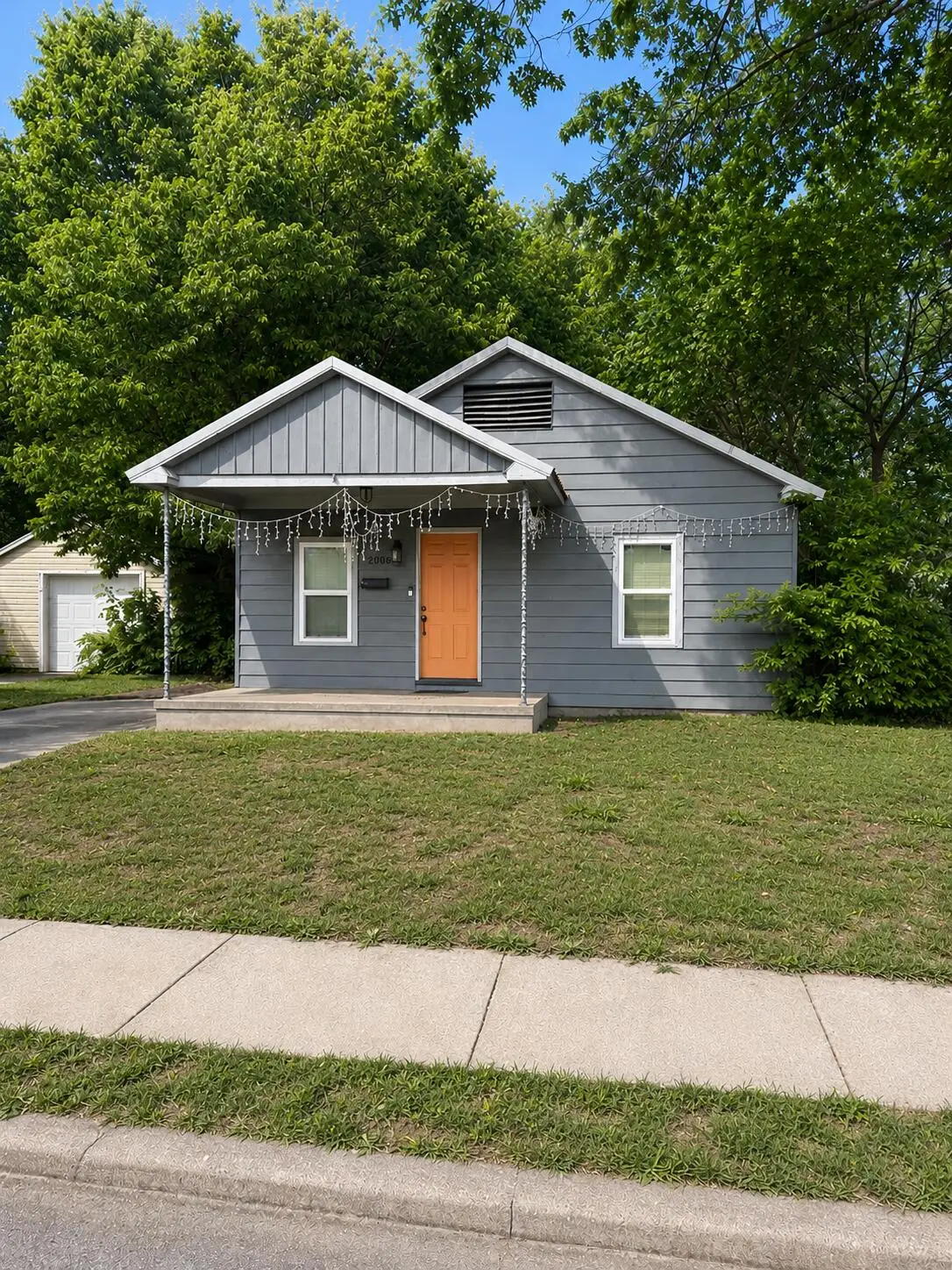 2006 N Pickwick Avenue, Springfield, MO 65803 - #1