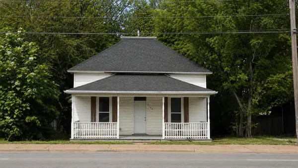 2149 N National Avenue, Springfield, MO 65803