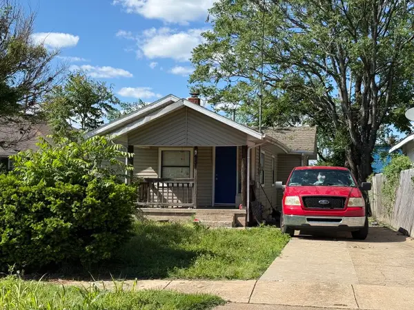 931 W Chicago Street, Springfield, MO 65803