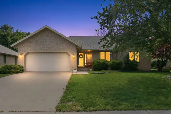 3664 S Swan Avenue, Springfield, MO 65807