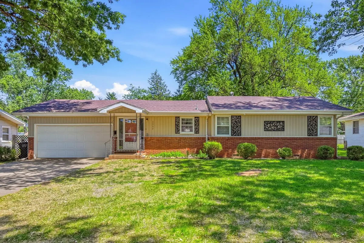 3552 S Fort Avenue, Springfield, MO 65807 - #1