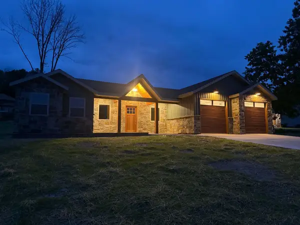 201 Juniper Avenue, Cabool, MO 65689