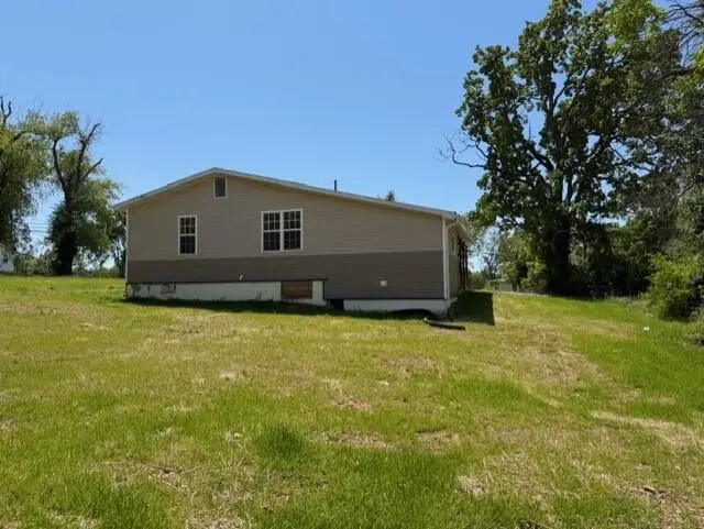 504 Martin Avenue, Ava, MO 65608 - #2