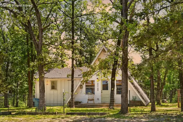 22149 County Road 288, Pittsburg, MO 65724