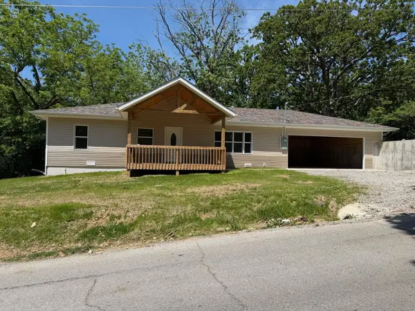1311 N Mansfield Road, Ava, MO 65608