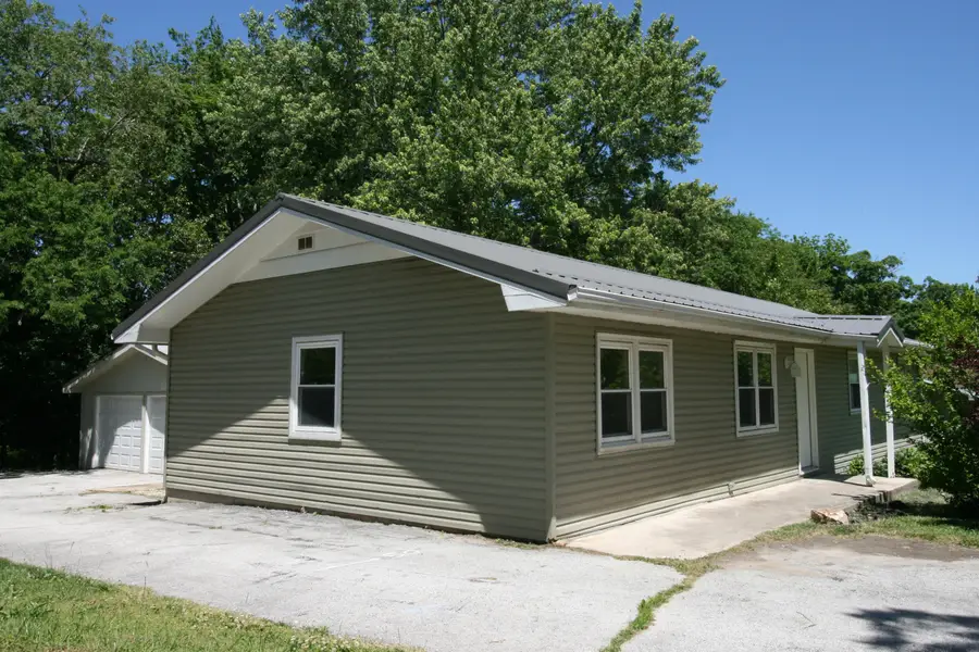 305 Lura Drive, Marshfield, MO 65706 - #3