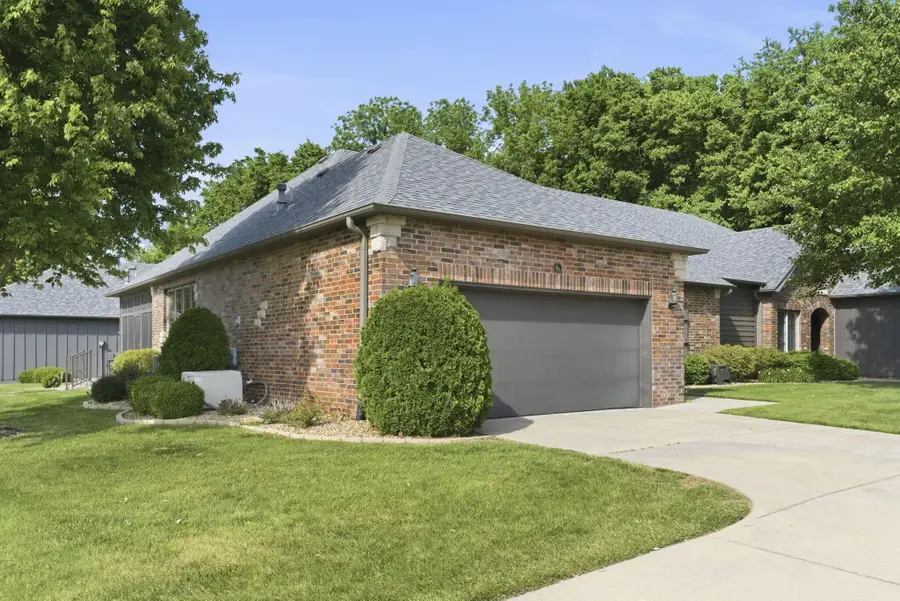 1750 W Bennett Street #Unit 4a, Springfield, MO 65807 - #3