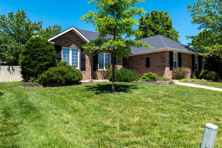 1343 W Berkshire Avenue, Nixa, MO 65714 - #3