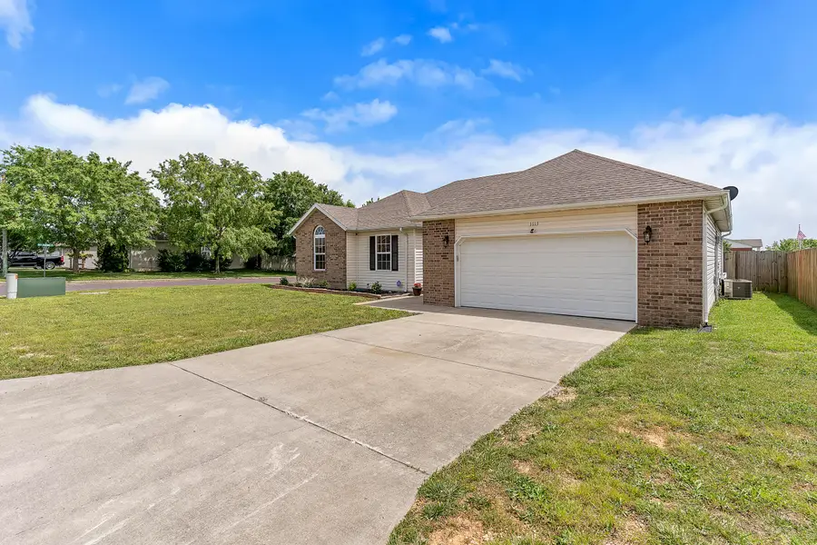 1113 Woodland Ridge Drive, Monett, MO 65708 - #3