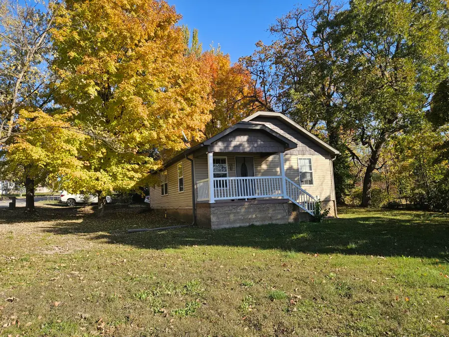 936 Lincoln Avenue, West Plains, MO 65775 - #2