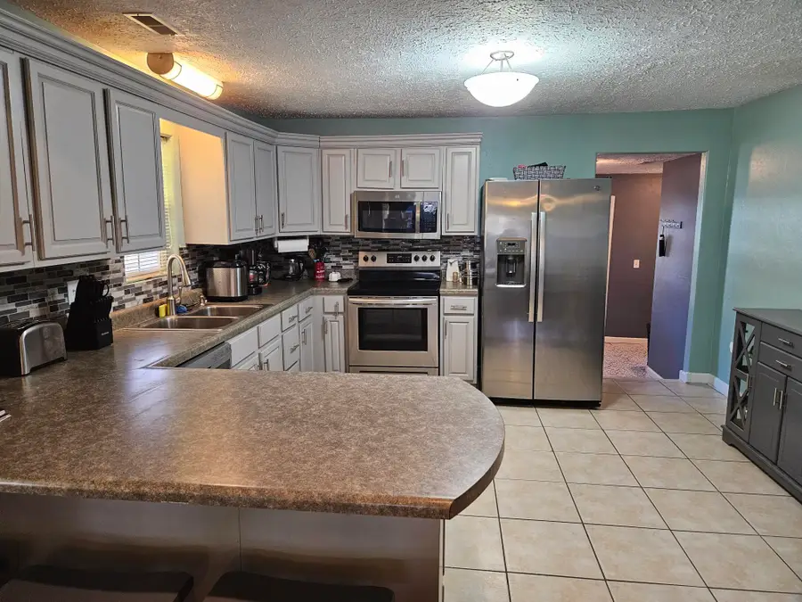 936 Lincoln Avenue, West Plains, MO 65775 - #3