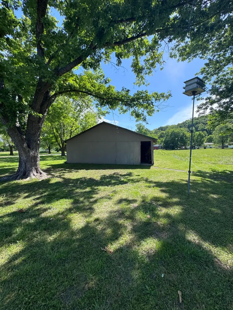 102 Walnut Street, Seneca, MO 64865 - #3