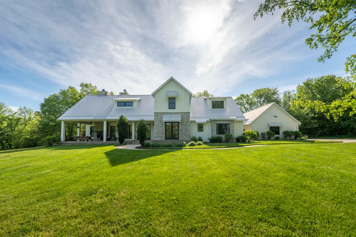 826 S Farm Road 207, Springfield, MO 65802 - #1