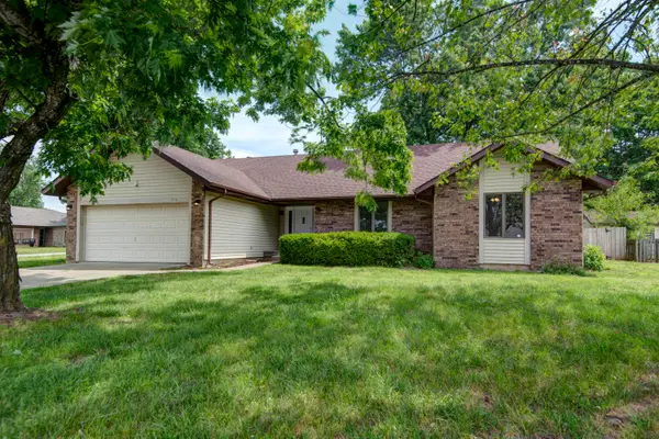 714 N Fort Street, Nixa, MO 65714