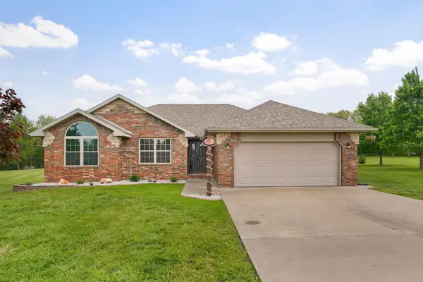 359 Cranbrook Lane, Billings, MO 65610