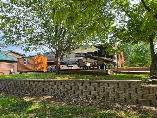 175 Cedar Glade Drive, Hollister, MO 65672