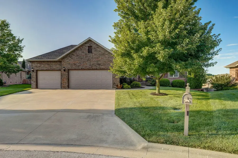 1653 N Oakfair Place, Springfield, MO 65802 - #2