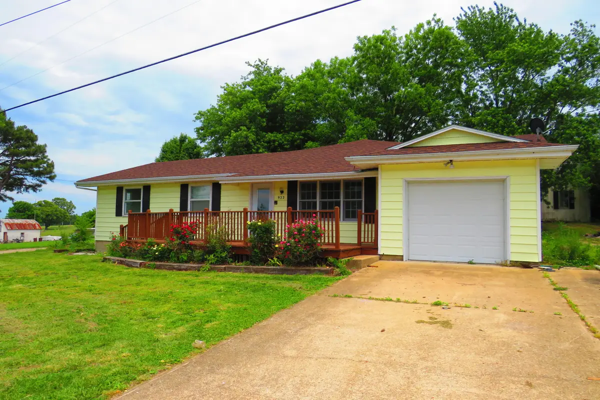 922 S Lake Street, Mountain Grove, MO 65711 - #1