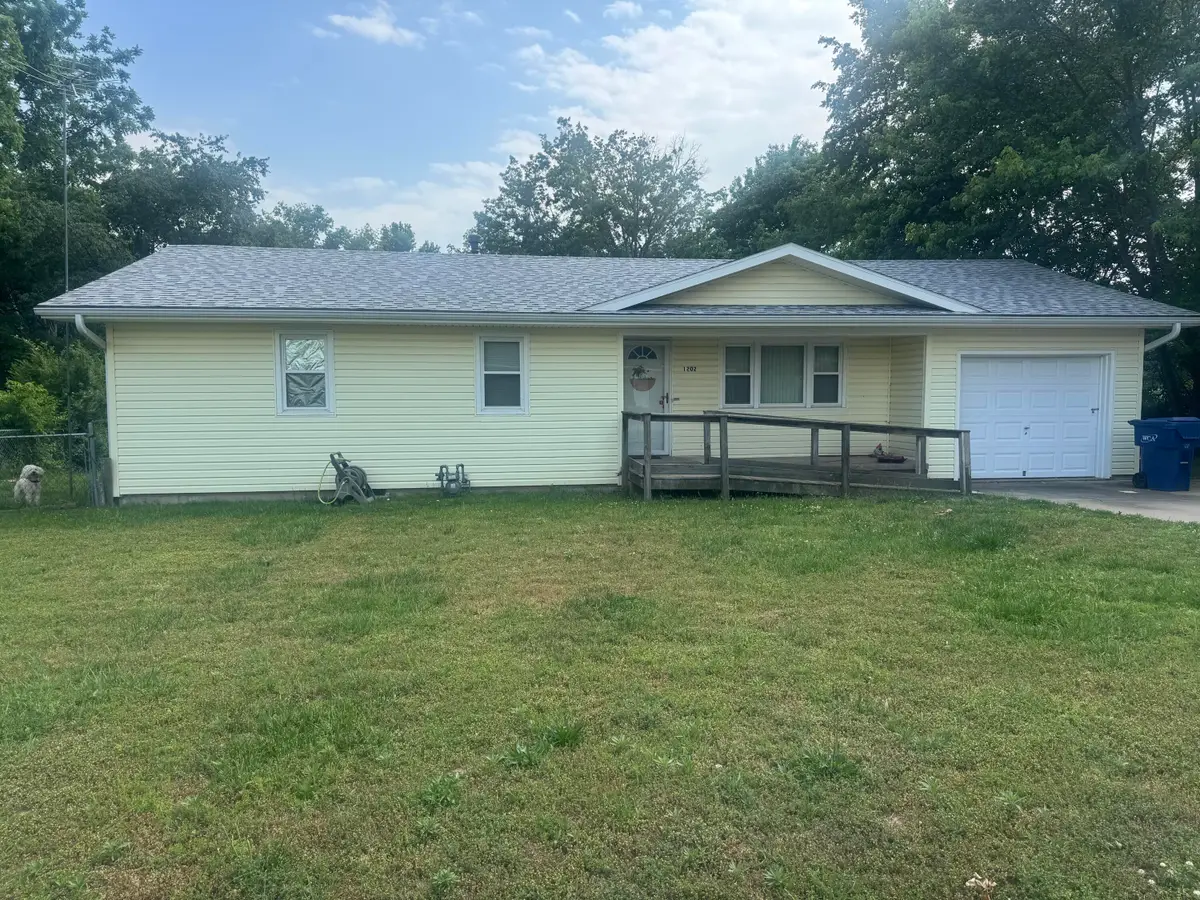 1202 Franklin Street, Sarcoxie, MO 64862 - #1