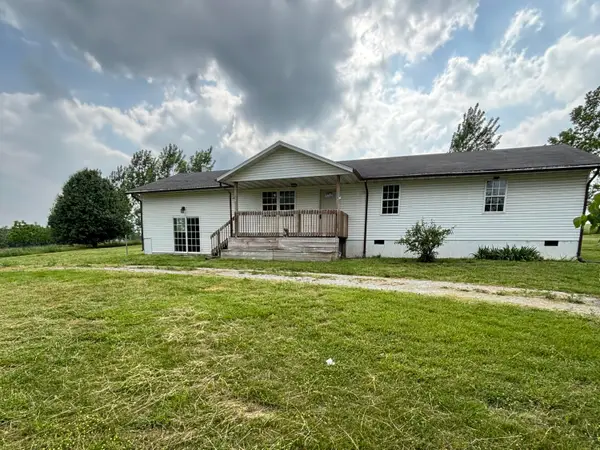 6949 Farm Road 1182, Verona, MO 65769