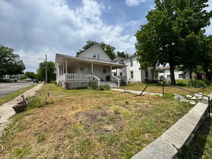 302 N Joplin Avenue, Joplin, MO 64801 - #2