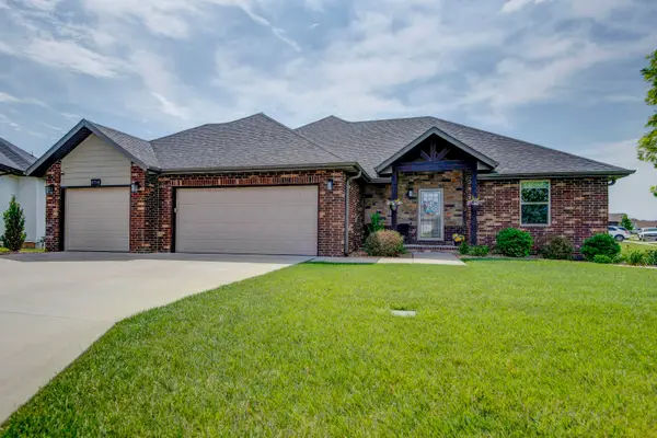 4714 N Venice Court, Ozark, MO 65721